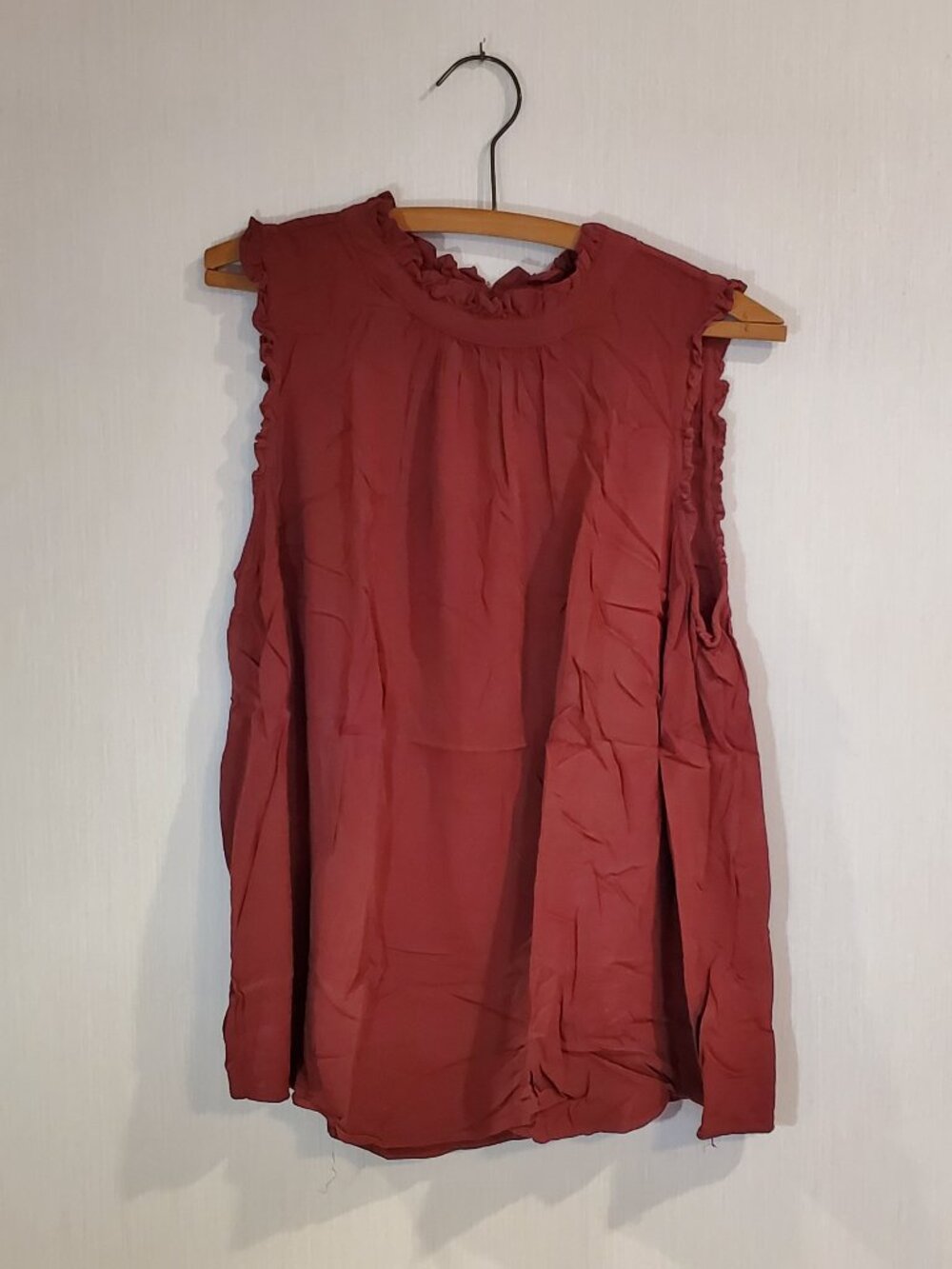 Torrid Rust Color Ruffled Stand Up Collar Sleeveless Tank  Size 2